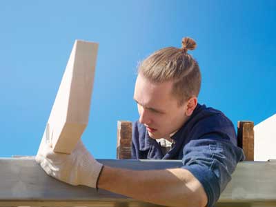 Bautischler im Innenausbau